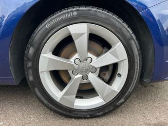 AUDI A1 1.4 TFSI Sport Hatchback 3dr Petrol S Tronic Euro 6 (s/s) (125 p