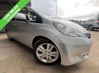 HONDA JAZZ 1.4 i-VTEC EX Hatchback 5dr Petrol CVT Euro 5 (99 ps)