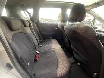 HONDA JAZZ 1.4 i-VTEC EX Hatchback 5dr Petrol CVT Euro 5 (99 ps)