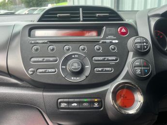 HONDA JAZZ 1.4 i-VTEC EX Hatchback 5dr Petrol CVT Euro 5 (99 ps)