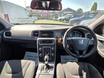 VOLVO V60 2.0 D2 Business Edition Estate 5dr Diesel Auto Euro 6 (s/s) (120