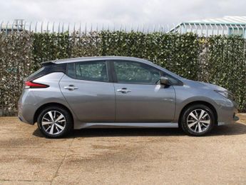 NISSAN LEAF 40kWh Acenta Hatchback 5dr Electric Auto (150 ps)