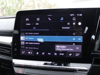 RENAULT MEGANE E-TECH 60kWh equilibre Hatchback 5dr Electric Auto (optimum charge) (22