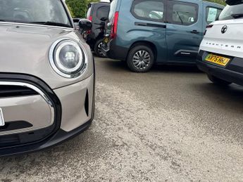 MINI HATCH 1.5 Cooper Classic Hatchback 3dr Petrol Steptronic Euro 6 (s/s) 