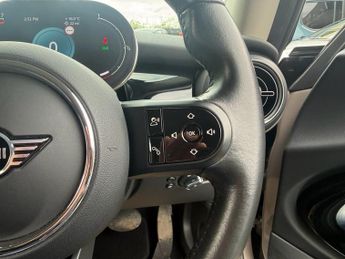 MINI HATCH 1.5 Cooper Classic Hatchback 3dr Petrol Steptronic Euro 6 (s/s) 