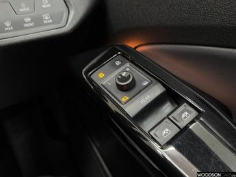 VOLKSWAGEN ID.4 Pure 52kWh Life SUV 5dr Electric Auto (148 ps)