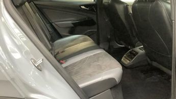 VOLKSWAGEN ID.4 Pure 52kWh Life SUV 5dr Electric Auto (148 ps)