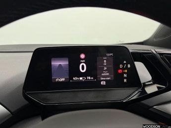 VOLKSWAGEN ID.4 Pure 52kWh Life SUV 5dr Electric Auto (148 ps)