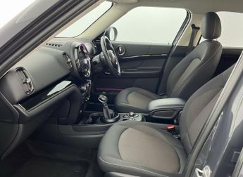 MINI COUNTRYMAN 1.5 10kWh Cooper SE Classic SUV 5dr Petrol Plug-in Hybrid Auto A