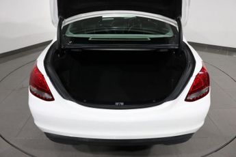 MERCEDES-BENZ C-CLASS 2.0 C200 SE Saloon 4dr Petrol 7G-Tronic+ Euro 6 (s/s) (184 ps)
