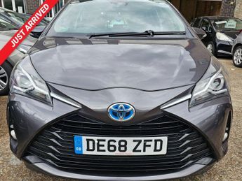 Toyota Yaris AUTOMATIC 1.5 VVT-h Icon Tech Hatchback 5dr Petrol Hybrid E-CVT 