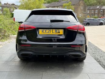 MERCEDES-BENZ A-CLASS 2.0 A200d AMG Line (Executive) Hatchback 5dr Diesel 8G-DCT Euro 