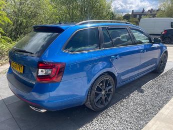 SKODA OCTAVIA 2.0 TDI vRS Estate 5dr Diesel DSG Euro 6 (s/s) (184 ps)