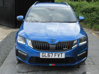 SKODA OCTAVIA 2.0 TDI vRS Estate 5dr Diesel DSG Euro 6 (s/s) (184 ps)