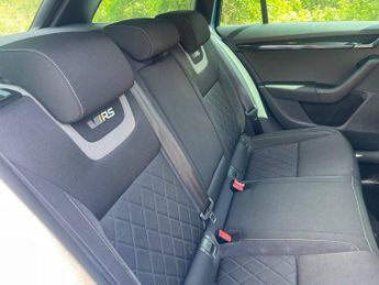 SKODA OCTAVIA 2.0 TDI vRS Estate 5dr Diesel DSG Euro 6 (s/s) (184 ps)