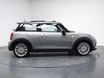 MINI Electric Hatch Cooper SE 32.6kWh Level 3 Hatchback 3dr Electric Auto (184 ps)