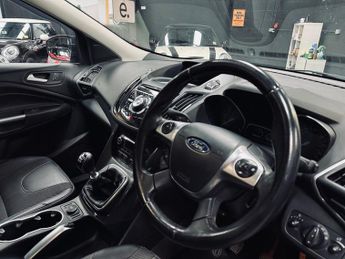 FORD KUGA 2.0 TDCi Titanium SUV 5dr Diesel Manual 2WD Euro 6 (s/s) (150 ps