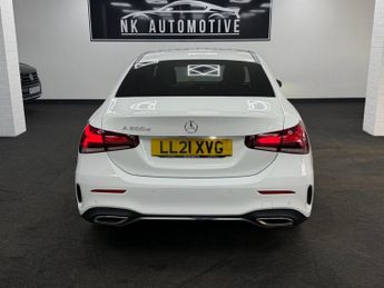 MERCEDES-BENZ A-CLASS 2.0 A200d AMG Line (Executive) Saloon 4dr Diesel 8G-DCT Euro 6 (