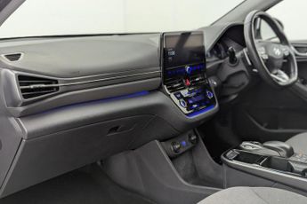 HYUNDAI IONIQ 38.3kWh Premium Hatchback 5dr Electric Auto (136 ps)