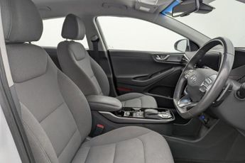 HYUNDAI IONIQ 38.3kWh Premium Hatchback 5dr Electric Auto (136 ps)