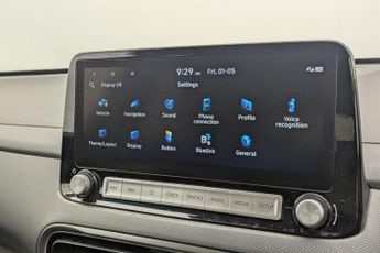 HYUNDAI KONA 39kWh Premium SUV 5dr Electric Auto (10.5kW Charger) (136 ps)
