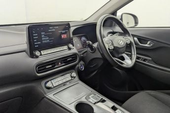 HYUNDAI KONA 39kWh Premium SUV 5dr Electric Auto (10.5kW Charger) (136 ps)
