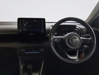 TOYOTA YARIS 1.5 VVT-h Design Hatchback 5dr Petrol Hybrid E-CVT Euro 6 (s/s) 