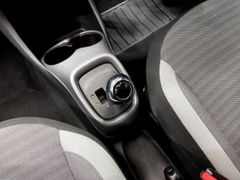 TOYOTA AYGO 1.0 VVT-i x-trend Funroof 5dr Petrol x-shift Euro 6 (71 ps)