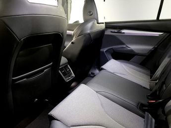 SKODA ENYAQ iV 62kWh 60 SUV 5dr Electric Auto (179 ps)