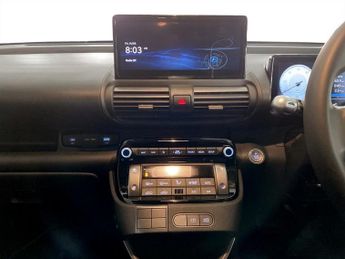 HYUNDAI INSTER Long Range 49kWh 01 SUV 5dr Electric Auto (115 ps)