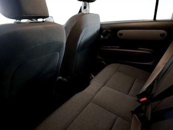 HYUNDAI INSTER Long Range 49kWh 01 SUV 5dr Electric Auto (115 ps)