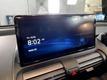 HYUNDAI INSTER Long Range 49kWh 01 SUV 5dr Electric Auto (115 ps)
