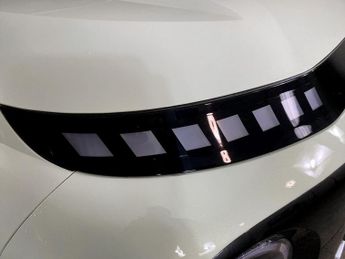 HYUNDAI INSTER Long Range 49kWh 01 SUV 5dr Electric Auto (115 ps)