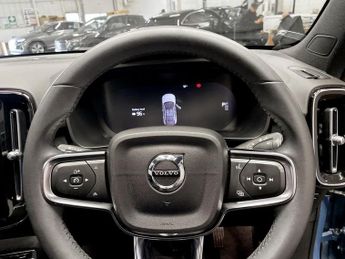 VOLVO C40 Recharge 69kWh Plus SUV 5dr Electric Auto (231 ps)
