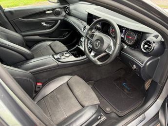MERCEDES-BENZ E-CLASS 2.0 E220d AMG Line Saloon 4dr Diesel G-Tronic+ Euro 6 (s/s) (194