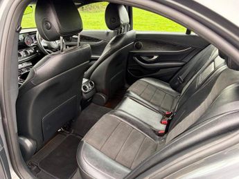 MERCEDES-BENZ E-CLASS 2.0 E220d AMG Line Saloon 4dr Diesel G-Tronic+ Euro 6 (s/s) (194