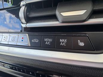 BMW 2 SERIES 2.0 220i M Sport Coupe 2dr Petrol Auto Euro 6 (s/s) (184 ps)
