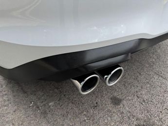 VOLKSWAGEN GOLF 2.0 TDI GTD Hatchback 5dr Diesel DSG Euro 6 (s/s) (200 ps) * HUG