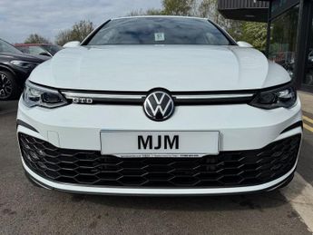VOLKSWAGEN GOLF 2.0 TDI GTD Hatchback 5dr Diesel DSG Euro 6 (s/s) (200 ps) * HUG