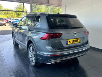 VOLKSWAGEN TIGUAN ALLSPACE 2.0 TDI SEL SUV 5dr Diesel DSG 4Motion Euro 6 (s/s) (150 ps)
