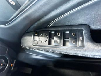 MERCEDES-BENZ GLA 1.6 GLA180 Urban Edition SUV 5dr Petrol 7G-DCT Euro 6 (s/s) (122