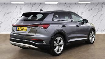 AUDI Q4 E-TRON 40 S line SUV 5dr Electric Auto 82kWh (204 ps)