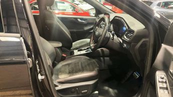 FORD KUGA 2.5 EcoBoost Duratec 14.4kWh ST-Line X SUV 5dr Petrol Plug-in Hy