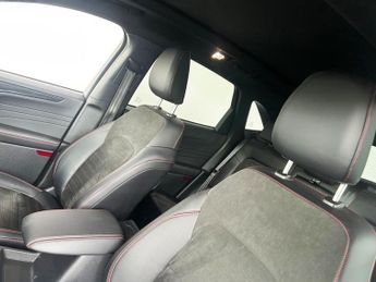 FORD KUGA 2.5 EcoBoost Duratec 14.4kWh ST-Line X SUV 5dr Petrol Plug-in Hy