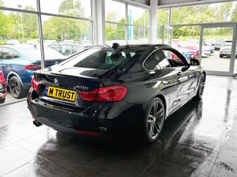 BMW 4 SERIES 2.0 420i M Sport Coupe 2dr Petrol Auto Euro 6 (s/s) (184 ps) FUL