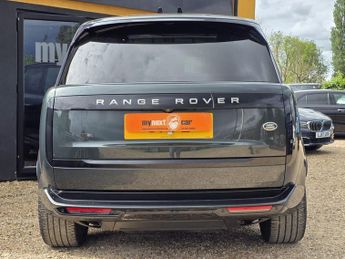LAND ROVER RANGE ROVER 3.0 P400 MHEV SE SUV 5dr Petrol Auto 4WD Euro 6 (s/s) (400 ps)