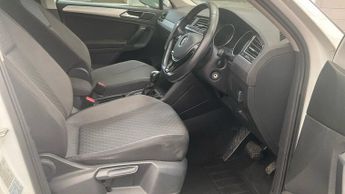 VOLKSWAGEN TIGUAN 1.4 TSI SE Navigation SUV 5dr Petrol DSG 4Motion Euro 6 (s/s) (1
