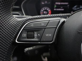 AUDI A4 AVANT 2.0 TFSI 35 Black Edition Estate 5dr Petrol S Tronic Euro 6 (s/s