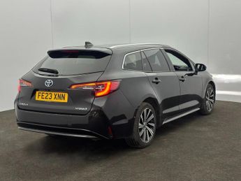 TOYOTA COROLLA 1.8 VVT-h Design Touring Sports 5dr Petrol Hybrid CVT Euro 6 (s/