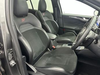 FORD FOCUS 2.3T EcoBoost ST Hatchback 5dr Petrol Auto Euro 6 (s/s) (280 ps)
